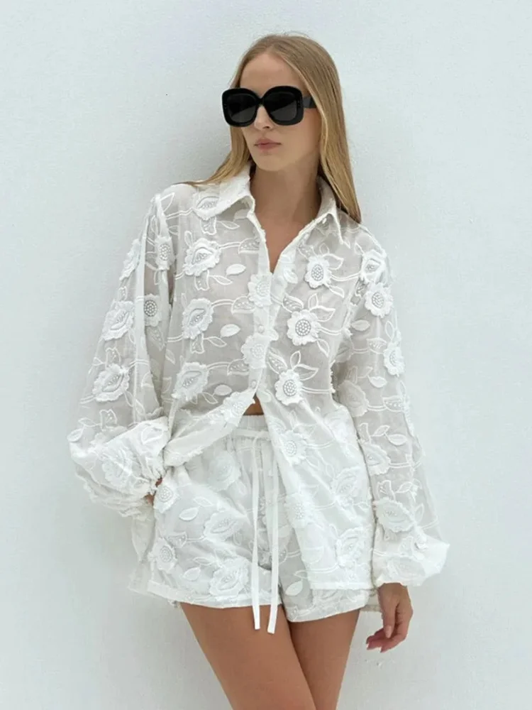 Clacive Fashion White Cotton 2 Piece Sets Women Outfit Elegant Long Sleeve Shirt With High Waist Shorts Set Female Streetwear
Clacive Fashion White Cotton 2 Piece Sets Women Outfit Elegant Long Sleeve Shirt With High Waist Shorts Set Female Streetwear
