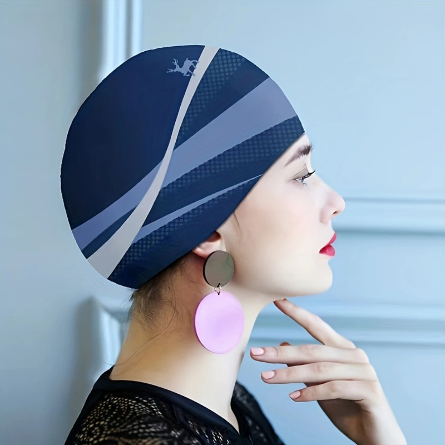1pc Womens Silicone Swimming Cap - Waterproof, Super Stretchy, Long Hair Protection for Ultimate Comfort - Single Pack for Swim
1pc Womens Silicone Swimming Cap - Waterproof, Super Stretchy, Long Hair Protection for Ultimate Comfort - Single Pack for Swim