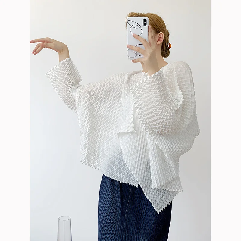 Miyake Niche кардиган ручной работы с ананасовыми складками, многосторонний топ, шикарные новые женские элитные эластичные свободные топы с длинными рукавами
Miyake Niche кардиган ручной работы с ананасовыми складками, многосторонний топ, шикарные новые женские элитные эластичные свободные топы с длинными рукавами