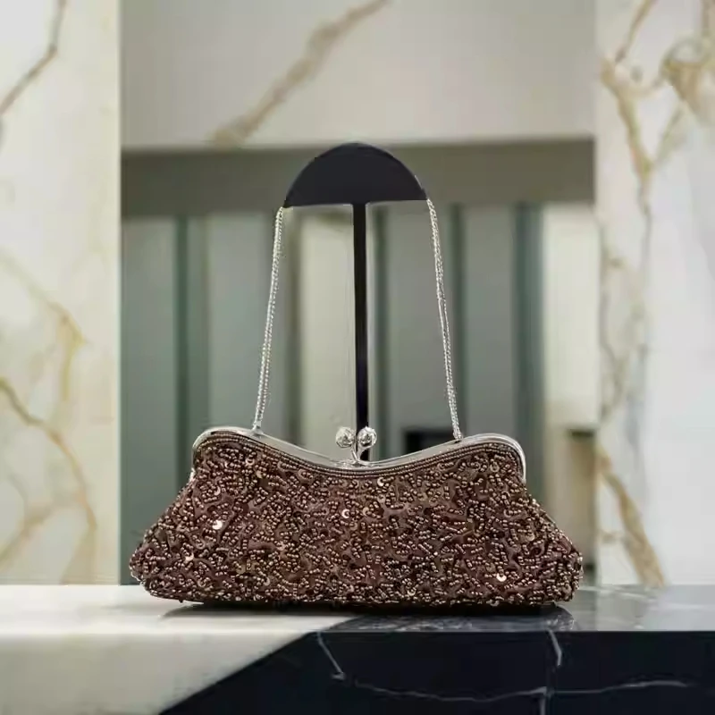 Handmade Beaded Banquet Bag for Women Solid Color Sequin Chain Handbag Fashion Elegant Retro Female Evening Bags
Handmade Beaded Banquet Bag for Women Solid Color Sequin Chain Handbag Fashion Elegant Retro Female Evening Bags