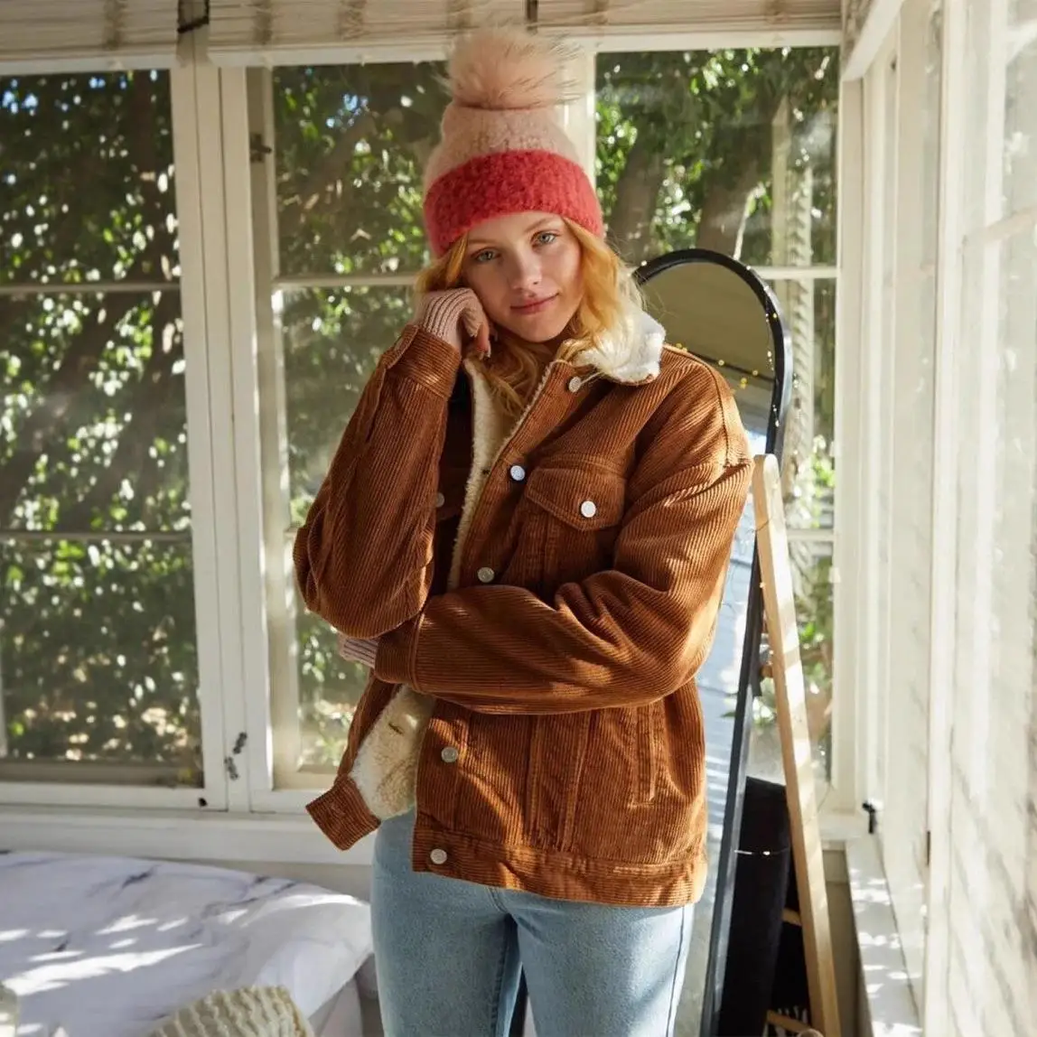 Women's Winter Thiened Fce Lined Corduroy Jaet Loose Warm Casual Sle Faionable Versatile Outerwear Coat
Women's Winter Thiened Fce Lined Corduroy Jaet Loose Warm Casual Sle Faionable Versatile Outerwear Coat