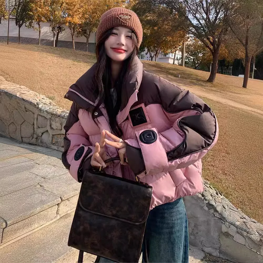 Женская короткая хлопковая куртка 2025: Новинка в корейском стиле, свободный крой, теплая верхняя одежда для повседневной носки, полиэстер
Женская короткая хлопковая куртка 2025: Новинка в корейском стиле, свободный крой, теплая верхняя одежда для повседневной носки, полиэстер