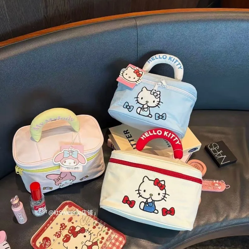 Cartoon KT Cosmetic Bag Large Capacity Three-dimensional Travel Portable Melody Cosmetics Good Looks Storage Bag Send To Friends
Cartoon KT Cosmetic Bag Large Capacity Three-dimensional Travel Portable Melody Cosmetics Good Looks Storage Bag Send To Friends