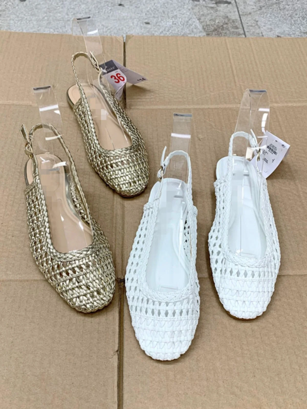 Women's Faionable Breathable Hollow out Flat Bot Sandals Pure Color Bule Flat Heel Slip-On oes Comfortable Casual Sa...
Women's Faionable Breathable Hollow out Flat Bot Sandals Pure Color Bule Flat Heel Slip-On oes Comfortable Casual Sa...