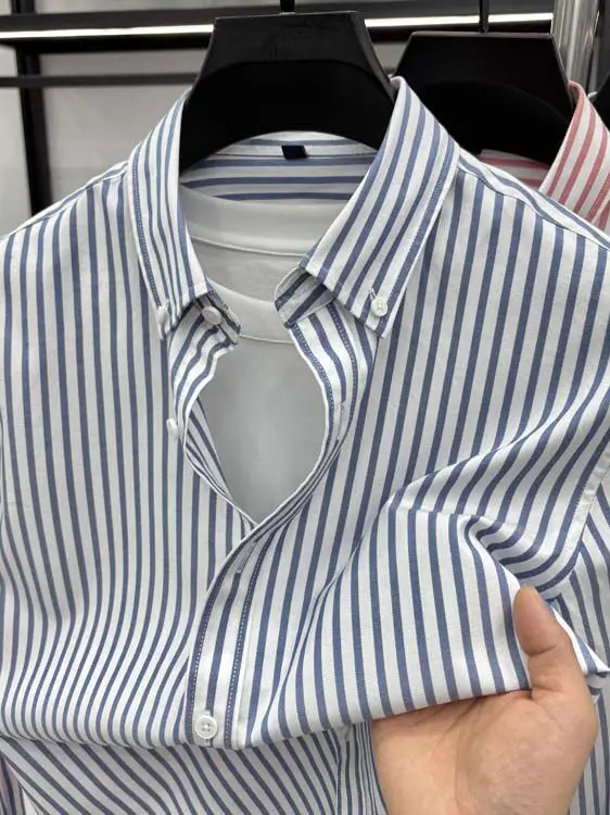 Spring 2026 Men's Casual Stripe Long Sleeve Shirt Easy Care Business Leisure Lenzing Standard Fit Cotton Blend Fashion Shirt
Spring 2026 Men's Casual Stripe Long Sleeve Shirt Easy Care Business Leisure Lenzing Standard Fit Cotton Blend Fashion Shirt