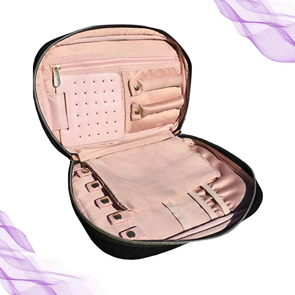 Черная многофункциональная сумка для хранения украшений из премиального материала, прочная конструкция, дорожный органайзер, портативный чехол для хранения украшений
Черная многофункциональная сумка для хранения украшений из премиального материала, прочная конструкция, дорожный органайзер, портативный чехол для хранения украшений