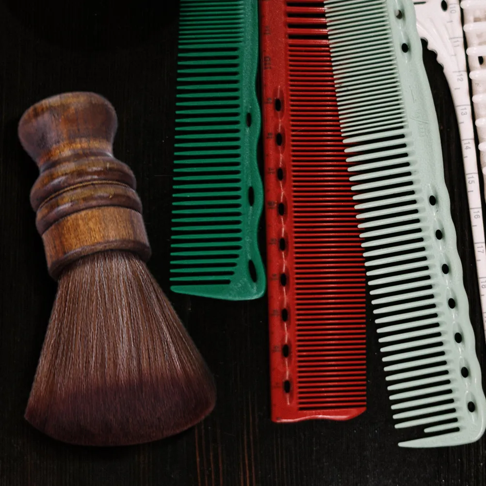 1Pcs Professional Neck Cleaning Brush High-Density Fiber Hairdressing Brush for Barber Use Wood Handle Broken Hair Sweep Tool
1Pcs Professional Neck Cleaning Brush High-Density Fiber Hairdressing Brush for Barber Use Wood Handle Broken Hair Sweep Tool