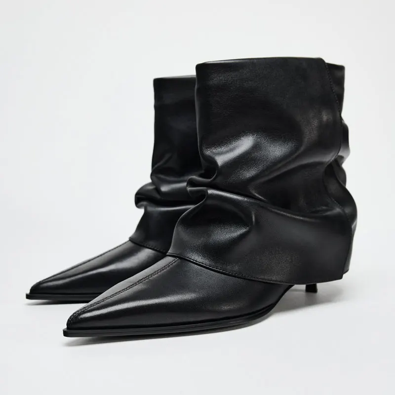 Новые элегантные ботильоны на кошачьем каблуке, женские пикантные плиссированные короткие ботинки с острым носком, модные женские короткие сапоги из мягкой кожи
Новые элегантные ботильоны на кошачьем каблуке, женские пикантные плиссированные короткие ботинки с острым носком, модные женские короткие сапоги из мягкой кожи