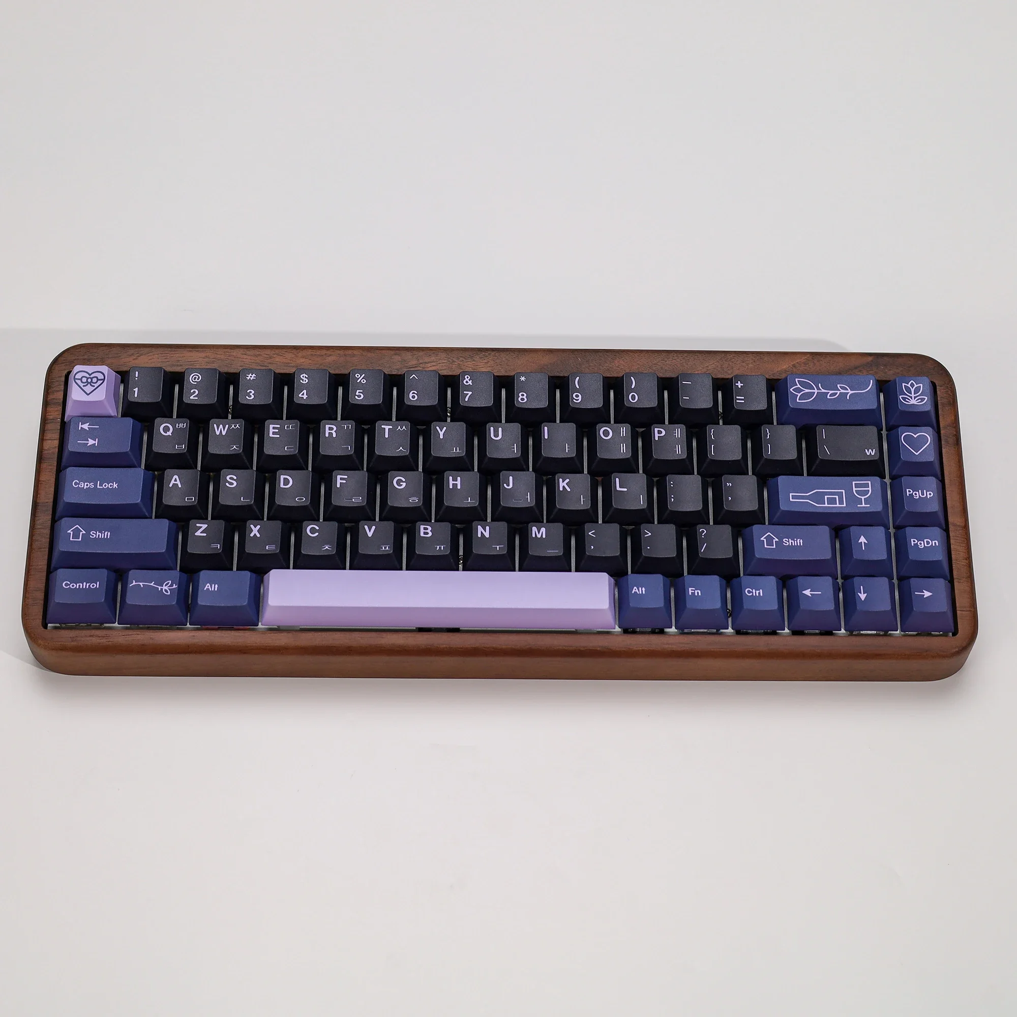 KBDiy GMK First Love Keycaps Korean Custom PBT Keycap Set Cherry Profile 143 Keys for Mechanical Keyboard Gaming MX Switches
KBDiy GMK First Love Keycaps Korean Custom PBT Keycap Set Cherry Profile 143 Keys for Mechanical Keyboard Gaming MX Switches