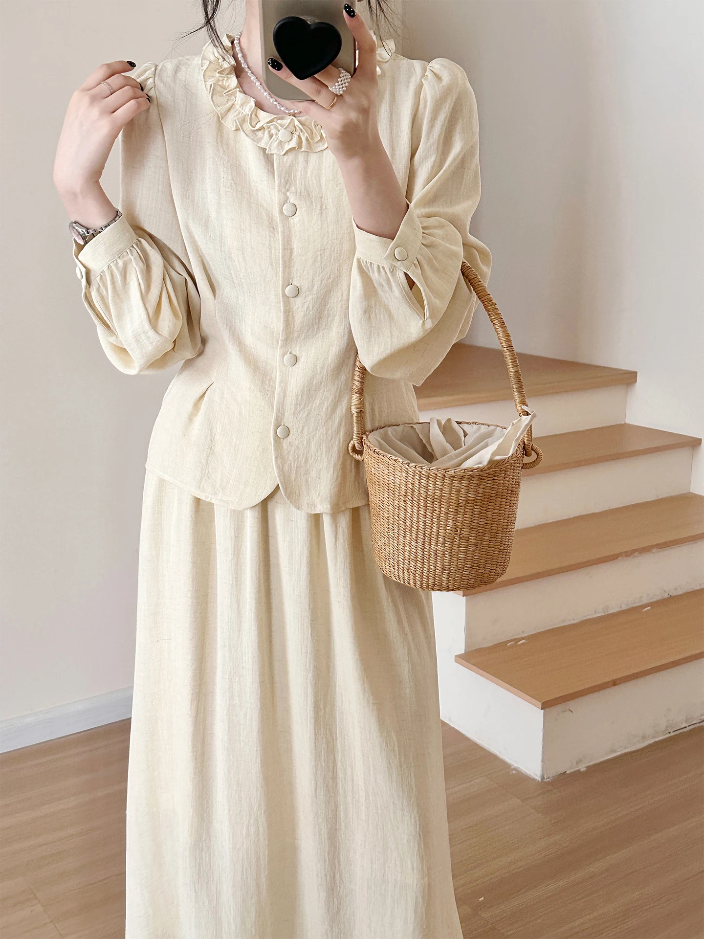 Sugar Anne 2026 Gentle Ruffle Collar Shirt Women's Elastic Half Skirt Two-Piece Set Slimming Elegant Fashion Ensemble
Sugar Anne 2026 Gentle Ruffle Collar Shirt Women's Elastic Half Skirt Two-Piece Set Slimming Elegant Fashion Ensemble