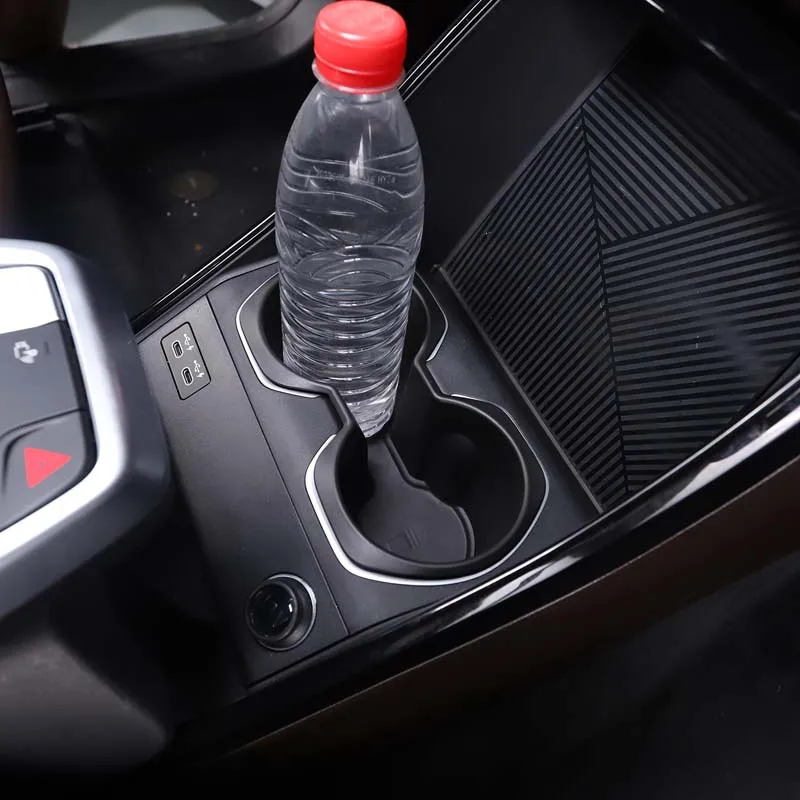 For BMW X1 iX1 U11 2023-2024 TPE Black Car Water Cup Holder Storage Box Center Console Trim Car Accessories
For BMW X1 iX1 U11 2023-2024 TPE Black Car Water Cup Holder Storage Box Center Console Trim Car Accessories