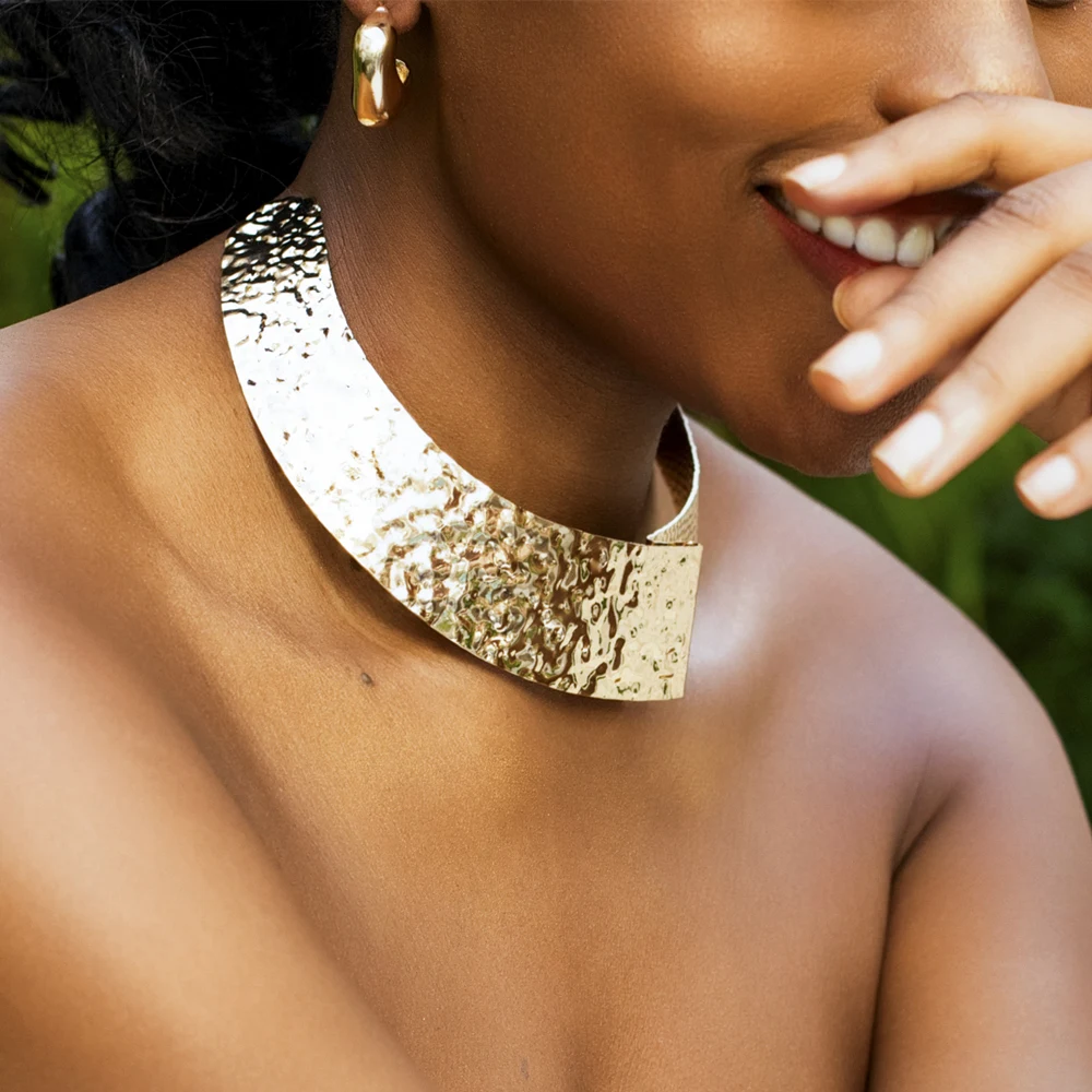 IngeSight.Z Punk Fold Metal Wire Open Chunky Choker Necklace Women Exaggerated Gold Color Torques Collar African Jewelry Summer
IngeSight.Z Punk Fold Metal Wire Open Chunky Choker Necklace Women Exaggerated Gold Color Torques Collar African Jewelry Summer