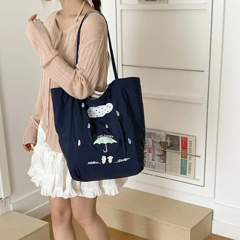 Cute Embroidered Large Capacity Tote Bag, Casual Shoulder Handbag for Women and Teen Girls, for Daily Commute, School
Cute Embroidered Large Capacity Tote Bag, Casual Shoulder Handbag for Women and Teen Girls, for Daily Commute, School