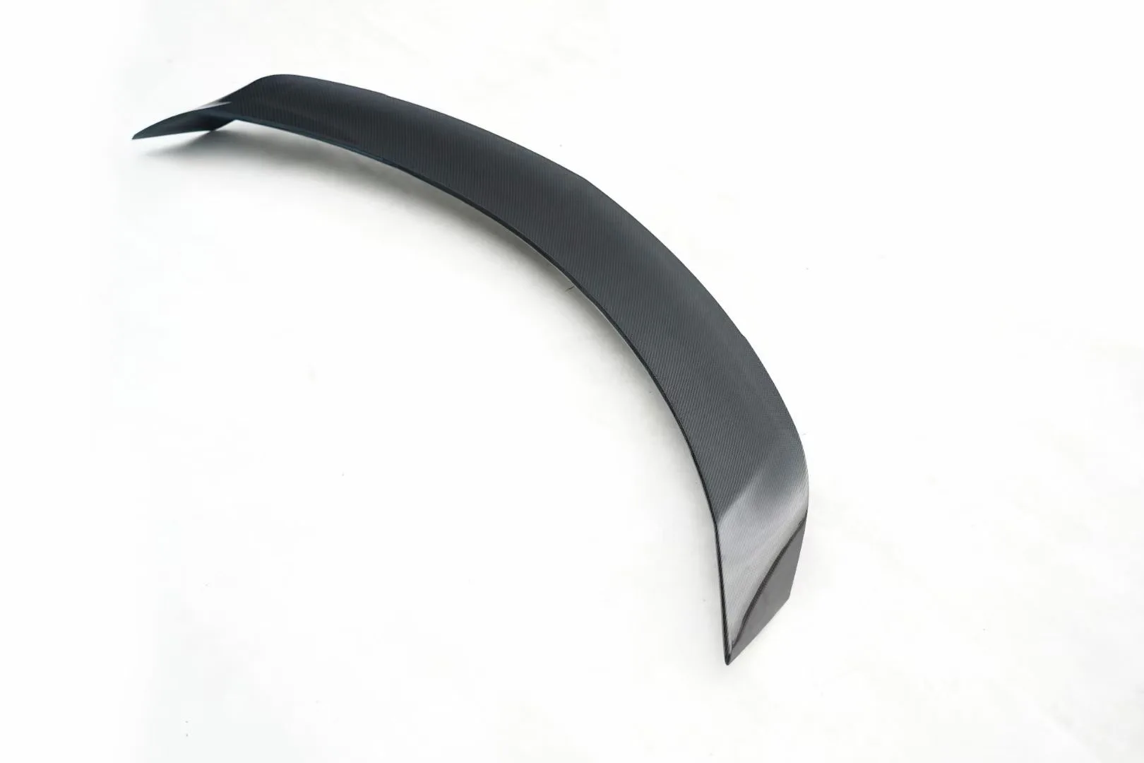 High-Quality Carbon Fiber Rear Spoiler with Black Wing Diffuser Designed for 2018 CT5
High-Quality Carbon Fiber Rear Spoiler with Black Wing Diffuser Designed for 2018 CT5