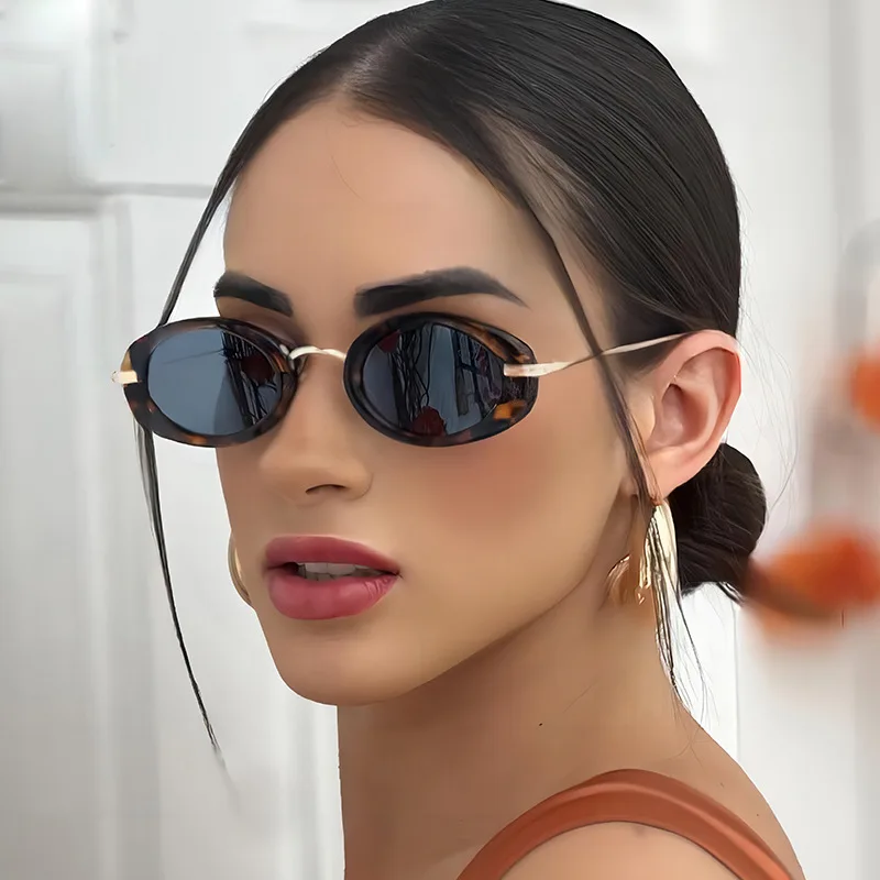 Oval Fashion Sunglasses Women 2025 Replicas Of Luxury UV Protection Men Shades Punk Eyewear Gifts Girls Cute Items 904512
Oval Fashion Sunglasses Women 2025 Replicas Of Luxury UV Protection Men Shades Punk Eyewear Gifts Girls Cute Items 904512