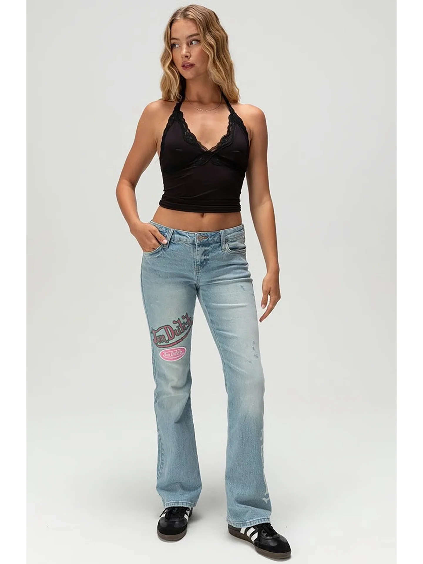 Low Waist Bell Bottom Jeans Von Dutch Flying Eye Slim Fit Y2K Style Casual Cotton Zipper Pocket Daily Wear Blue Denim
Low Waist Bell Bottom Jeans Von Dutch Flying Eye Slim Fit Y2K Style Casual Cotton Zipper Pocket Daily Wear Blue Denim
