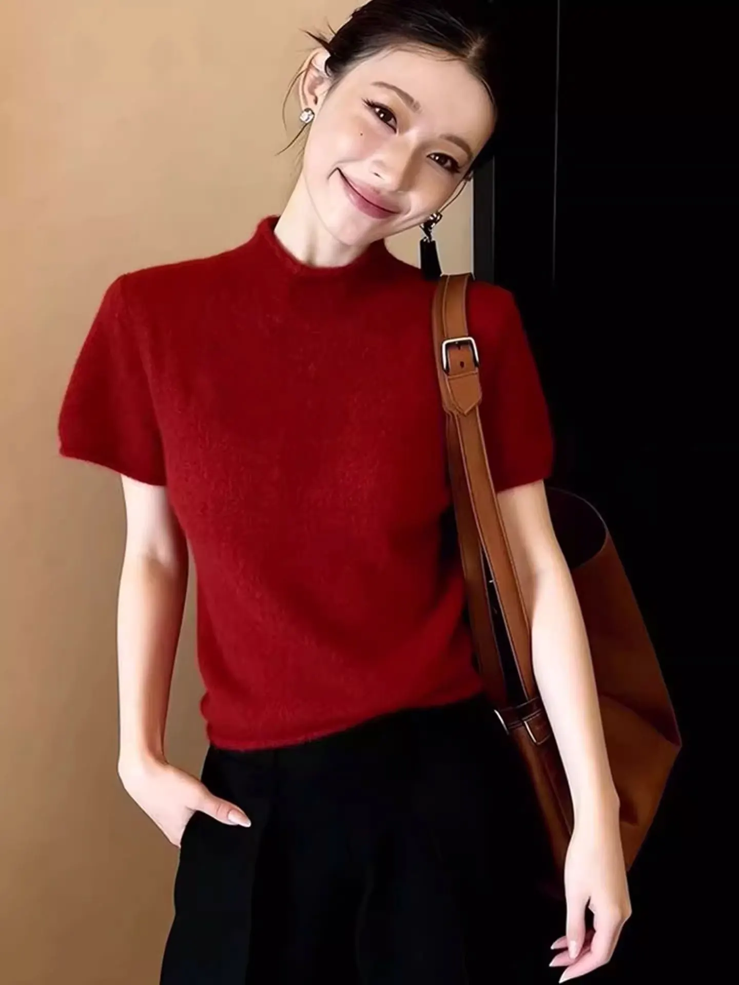 Faionable Red Knitwear f High Collar ort Sve Spring 2026 Ele Top Commute Regular Fit Medium Softn Non-Hat
Faionable Red Knitwear f High Collar ort Sve Spring 2026 Ele Top Commute Regular Fit Medium Softn Non-Hat