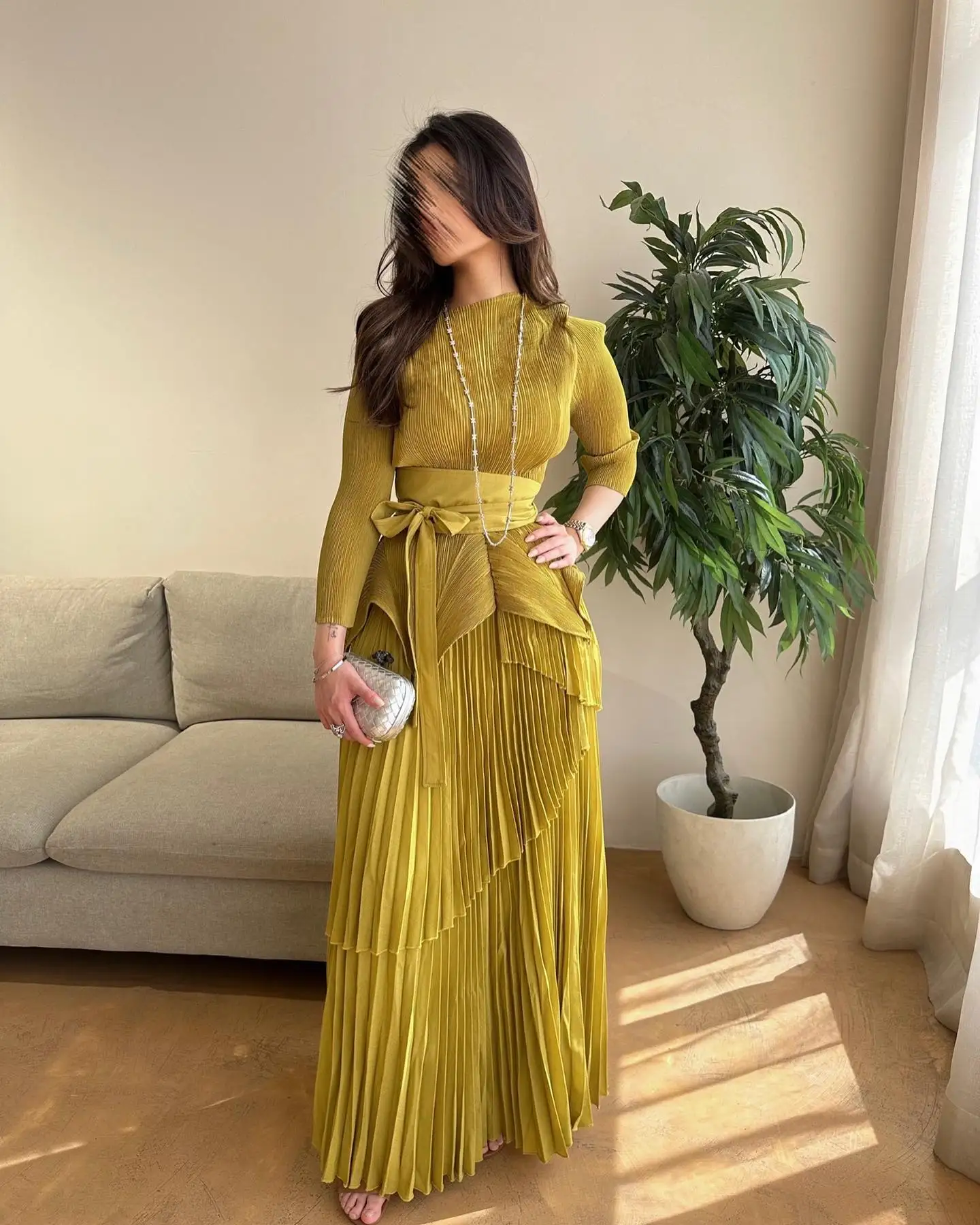 Modest Pleated Irregular Lantern Dress Long Swing Skirt Evening Dress Middle Eastern Casual Two-piece Women Dress
Modest Pleated Irregular Lantern Dress Long Swing Skirt Evening Dress Middle Eastern Casual Two-piece Women Dress