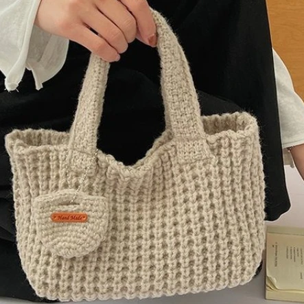 Fashion Crochet Bags for Women Summer Beach Tote Bag Raffia Aesthetic Totes Straw Handbag Bohemian Boho Woven Knit Shoulder Bag
Fashion Crochet Bags for Women Summer Beach Tote Bag Raffia Aesthetic Totes Straw Handbag Bohemian Boho Woven Knit Shoulder Bag