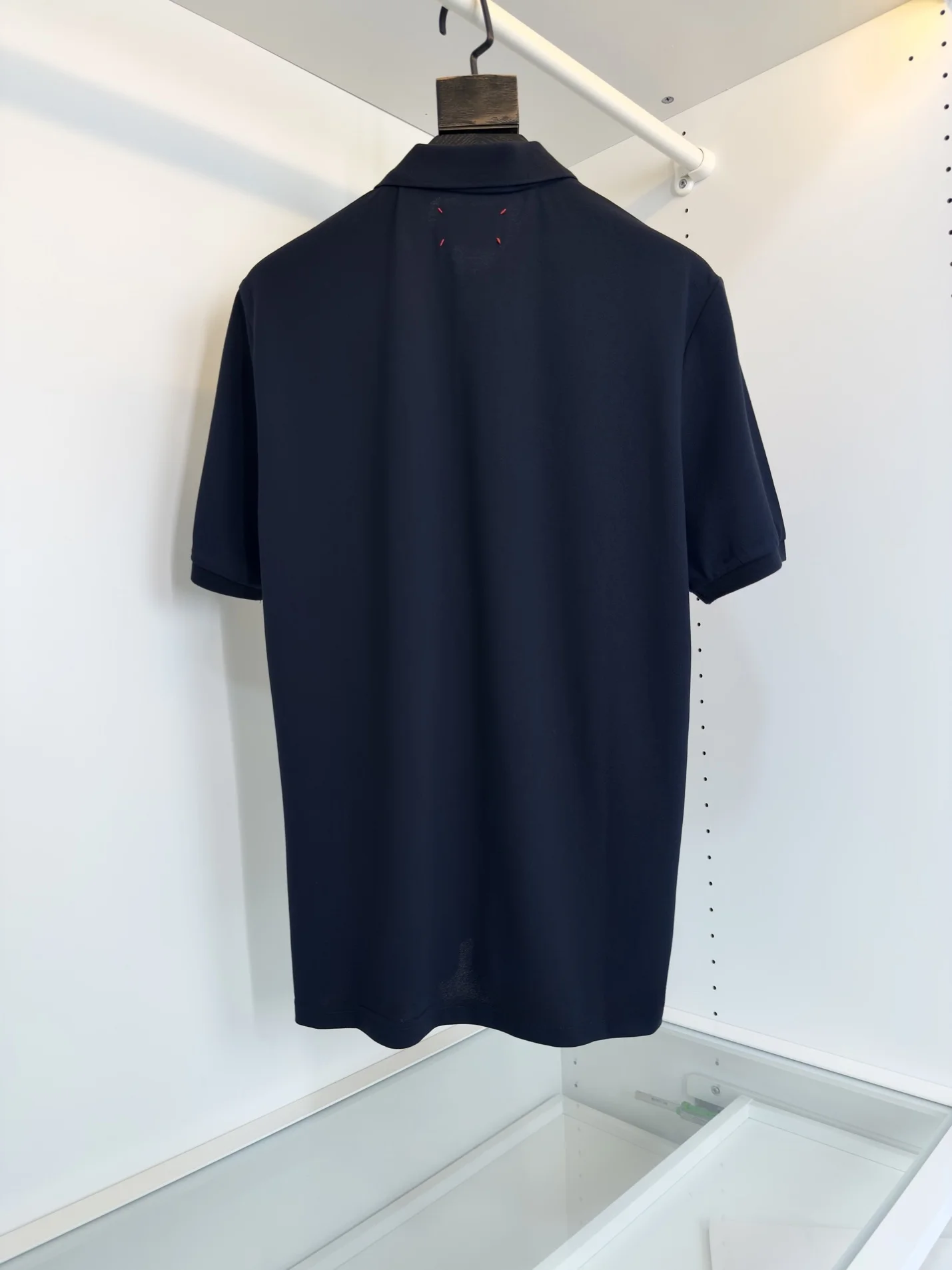 Kiton Pure Color High-End Busin Casual irt Silk Luster Джерси Хлопковый отложной воротник ort Sve Мужская мода
Kiton Pure Color High-End Busin Casual irt Silk Luster Джерси Хлопковый отложной воротник ort Sve Мужская мода