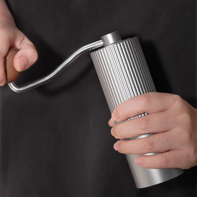 Ручная мельница для кофейных зерен, эспрессо-машина, дробильный пресс для фасоли, инструменты для бариста, домашнее кафе, профессиональная кофемолка
Ручная мельница для кофейных зерен, эспрессо-машина, дробильный пресс для фасоли, инструменты для бариста, домашнее кафе, профессиональная кофемолка