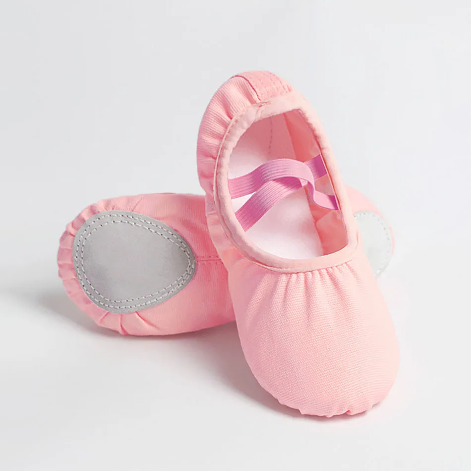 Girls Solid Color Soft Sole Dance Shoes Kids Ballet Practice Yoga Fitness Activities Shoes Stage Performance Kids Dance Shoes
Girls Solid Color Soft Sole Dance Shoes Kids Ballet Practice Yoga Fitness Activities Shoes Stage Performance Kids Dance Shoes