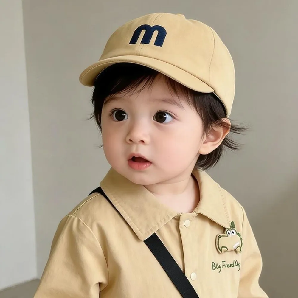 Cute Letter Embroidered Baseball Cap Solid Color Thin Infant Sun Hat Adjustable Short Brim Visors for Boys Girls
Cute Letter Embroidered Baseball Cap Solid Color Thin Infant Sun Hat Adjustable Short Brim Visors for Boys Girls