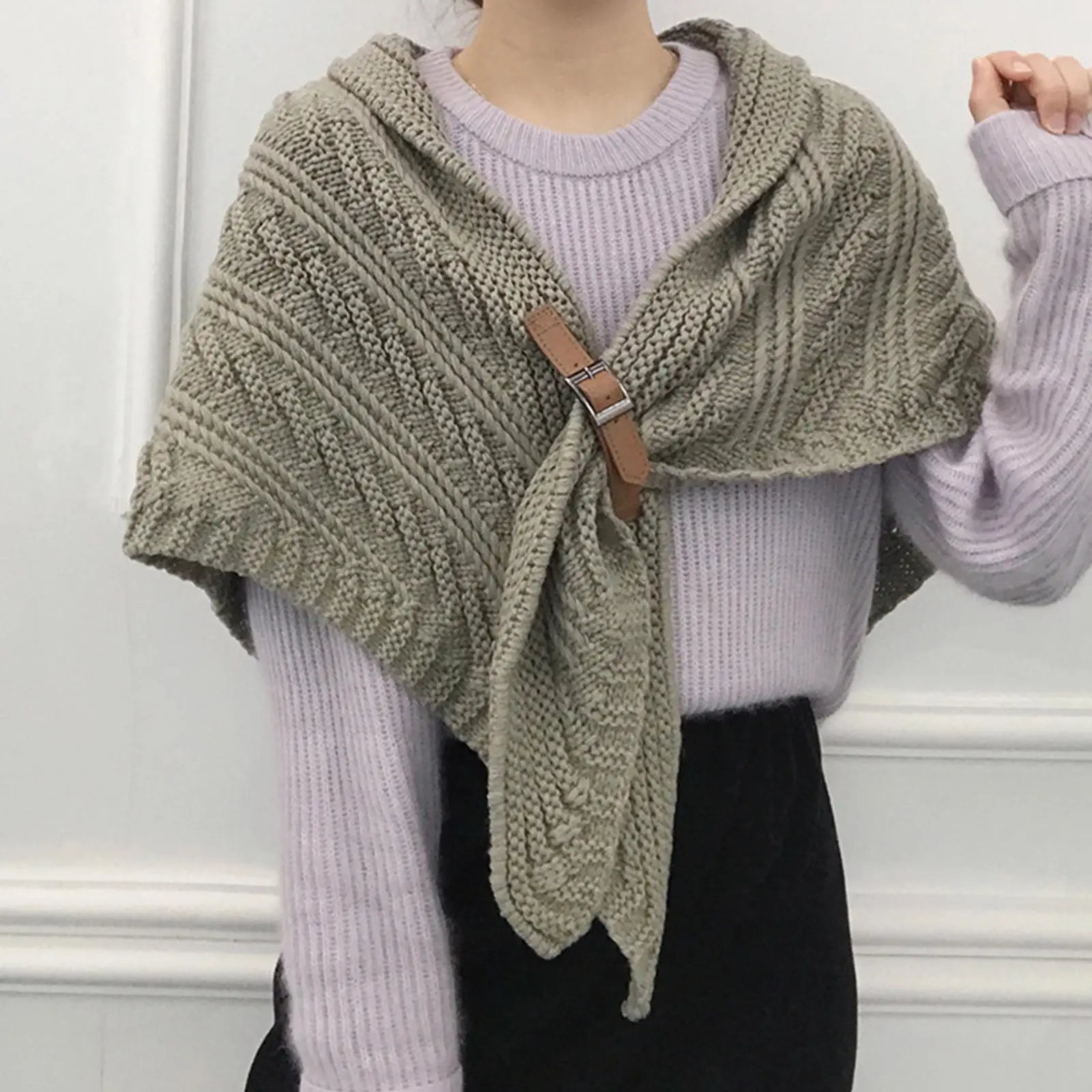 Knitted Triangle Shawl Scarf With Leather Women Winter Warm Large Shawl Wraps Fashion Casual Tippet Christmas Gift
Knitted Triangle Shawl Scarf With Leather Women Winter Warm Large Shawl Wraps Fashion Casual Tippet Christmas Gift