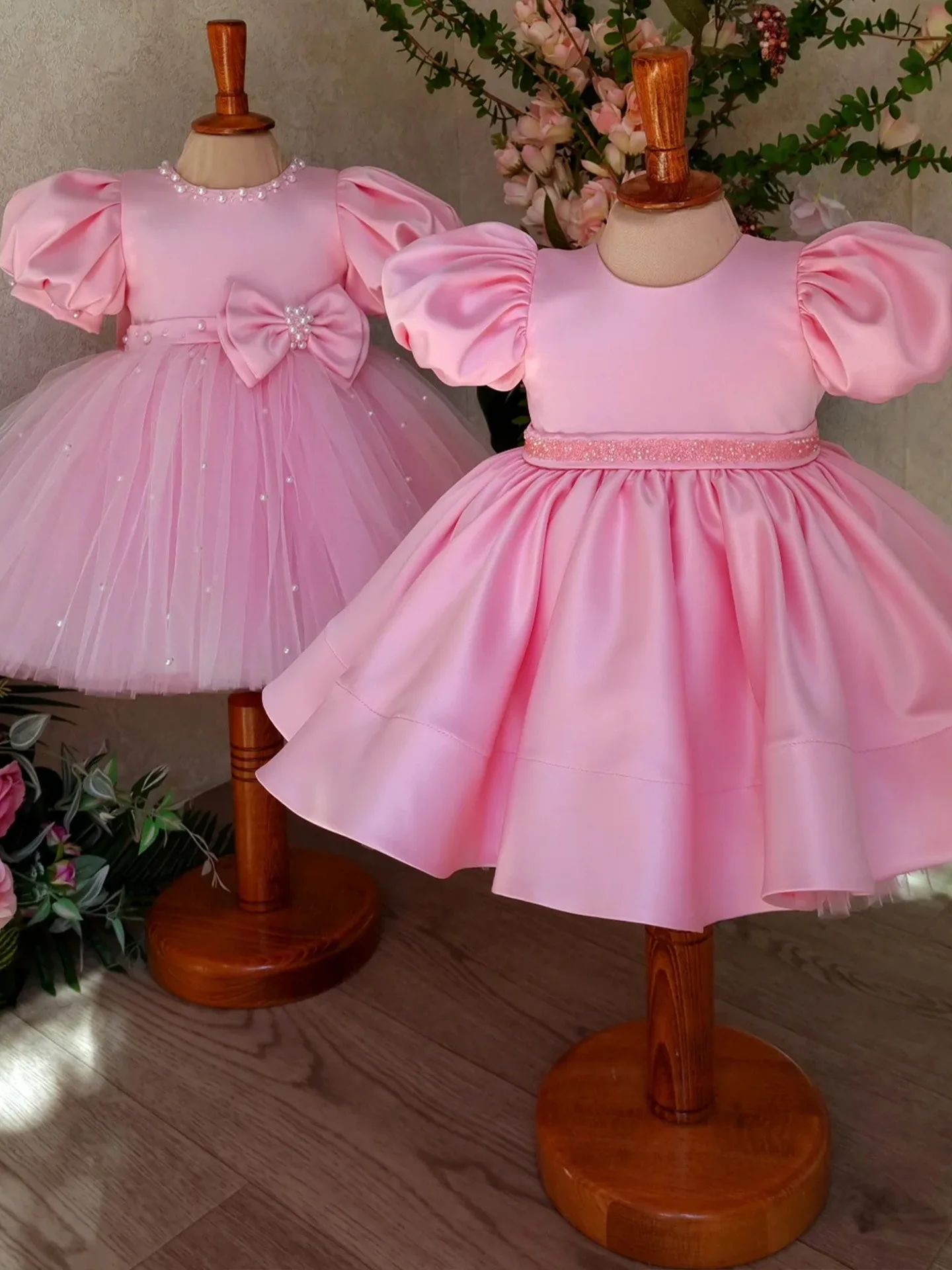 Custom Flower Girl Dress Wedding Gown Birthday Party Dress Puff Sleeve Beaded Satin Tulle Princess Dress Set For Little Girls
Custom Flower Girl Dress Wedding Gown Birthday Party Dress Puff Sleeve Beaded Satin Tulle Princess Dress Set For Little Girls