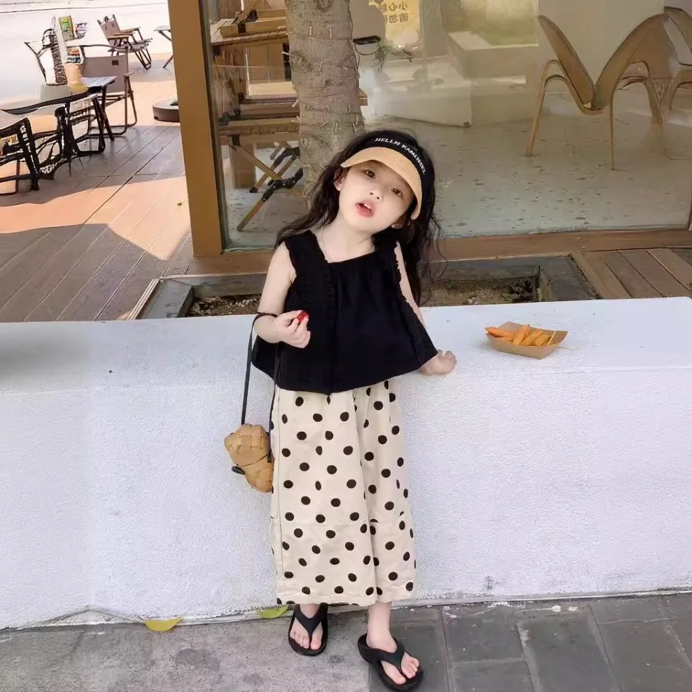 Girls T Shirt Korea Style 2024 Summer New Solid Color All Match Sleeveles Tank Top Doll Shirt Baby Fashion Kids Summer Clothes
Girls T Shirt Korea Style 2024 Summer New Solid Color All Match Sleeveles Tank Top Doll Shirt Baby Fashion Kids Summer Clothes