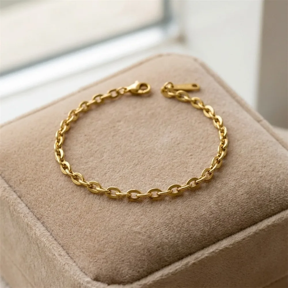 Creativity INS Fashion Thin Titanium Steel Paperclip Chain Bracelet 14K Gold Color Women Fashion Jewelry Accessories Anniversary
Creativity INS Fashion Thin Titanium Steel Paperclip Chain Bracelet 14K Gold Color Women Fashion Jewelry Accessories Anniversary