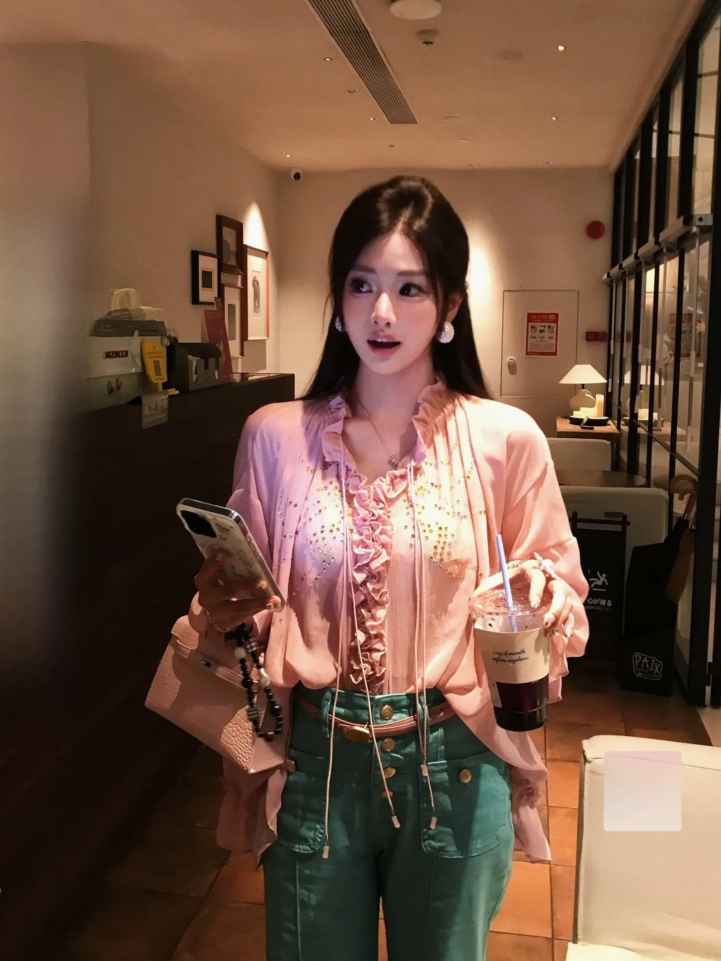 New Dadada French Pink Diamond Blouse Women's Doll Shirt Lantern Sleeve Casual Style Polyester Fiber Long Sleeve Breathable
New Dadada French Pink Diamond Blouse Women's Doll Shirt Lantern Sleeve Casual Style Polyester Fiber Long Sleeve Breathable