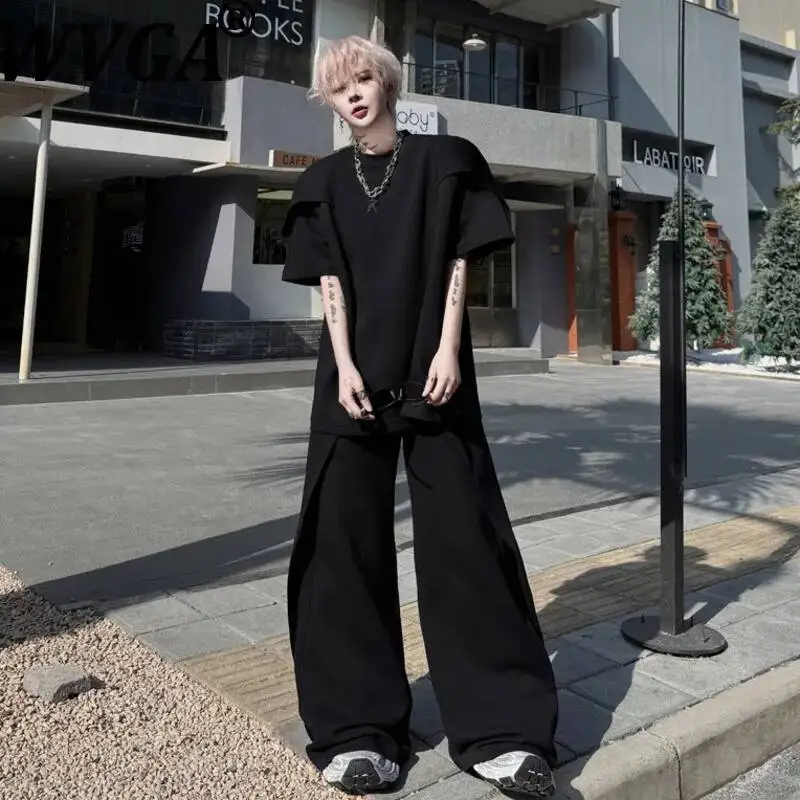 WVGA 2026 Summer New Men Solid Color Structured Design Short Sleeve Sweatshirt Niche Chic Casual Pants Two Pieces Set Ins W24384
WVGA 2026 Summer New Men Solid Color Structured Design Short Sleeve Sweatshirt Niche Chic Casual Pants Two Pieces Set Ins W24384