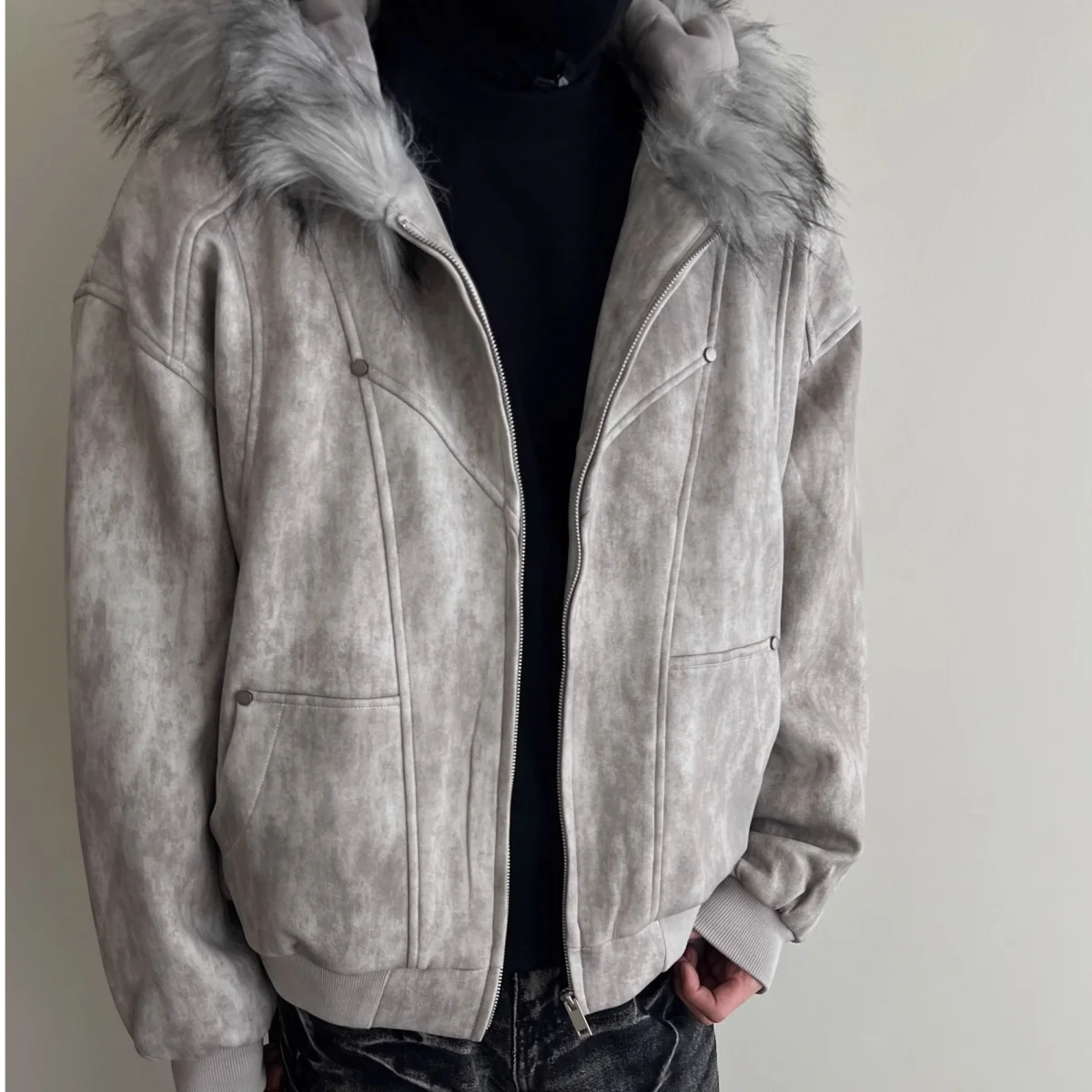 Y2K Winter men's cotton jacket with fur collar eagle embroidery and tie-dye design outdoor style jacket thickens and comfortable
Y2K Winter men's cotton jacket with fur collar eagle embroidery and tie-dye design outdoor style jacket thickens and comfortable