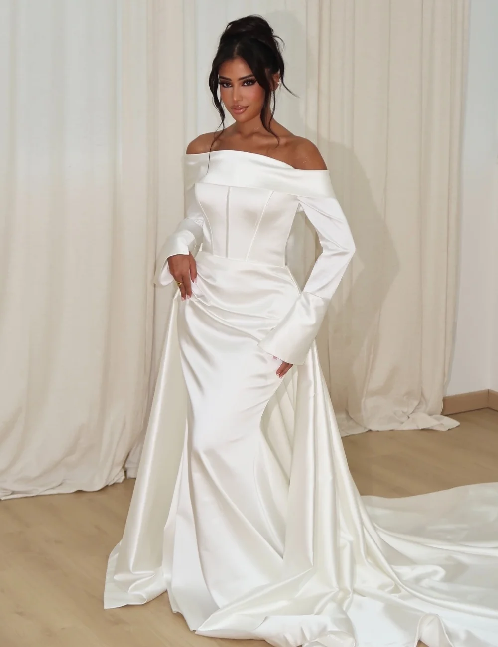 Customized High Quality Charmeuse Pleat Mermaid Off-the-shoulder Long Bespoke Occasion Evening Dresses Modern Style
Customized High Quality Charmeuse Pleat Mermaid Off-the-shoulder Long Bespoke Occasion Evening Dresses Modern Style