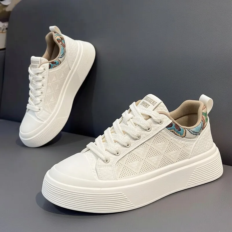 Men's Casual Leather Shoes Spring 2026 New Style Anti-Slip Thick Bottom Heightening White Trendy Shoes Comfortable Sports
Men's Casual Leather Shoes Spring 2026 New Style Anti-Slip Thick Bottom Heightening White Trendy Shoes Comfortable Sports