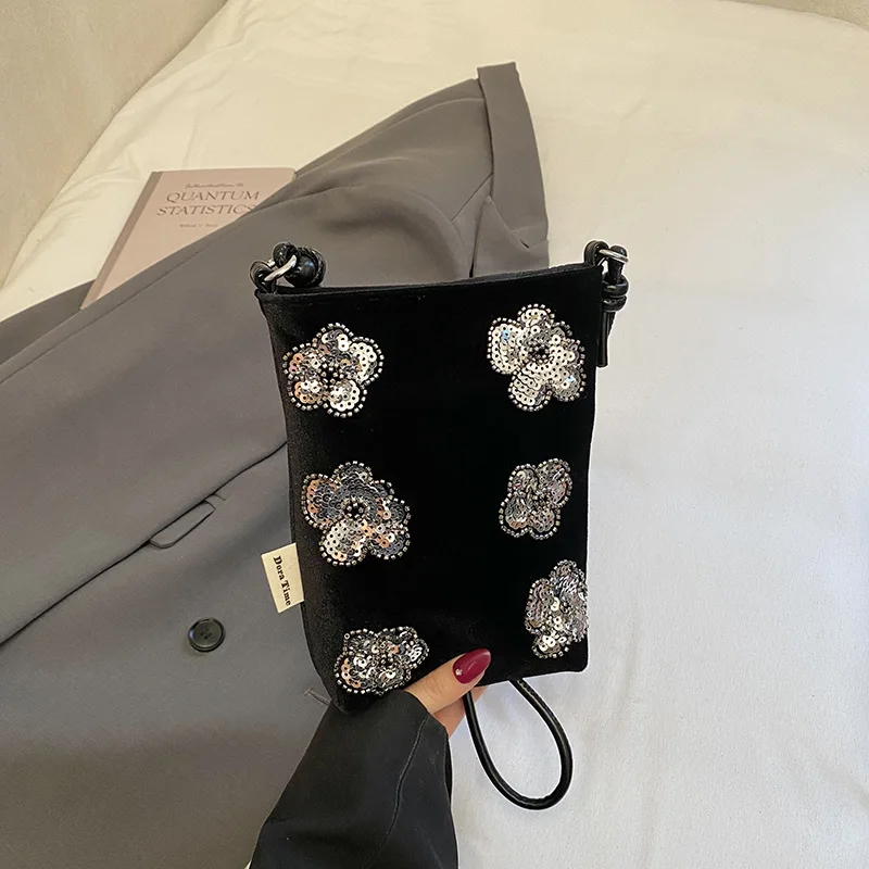 Mobile Phone Bags Fashionable Crossbody Bag for Women Shoulder Bag Purse and Handbag Luxury Bags Designers Bag Сумка Женская Sac
Mobile Phone Bags Fashionable Crossbody Bag for Women Shoulder Bag Purse and Handbag Luxury Bags Designers Bag Сумка Женская Sac