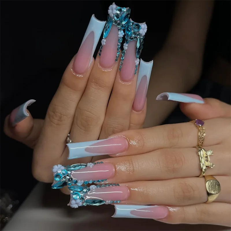 24Pcs Long Square Head Fake Nails Blue French 3D Flower Rhinestone Press on False Nails Wearable Finished Full Cover Nails Tips
24Pcs Long Square Head Fake Nails Blue French 3D Flower Rhinestone Press on False Nails Wearable Finished Full Cover Nails Tips