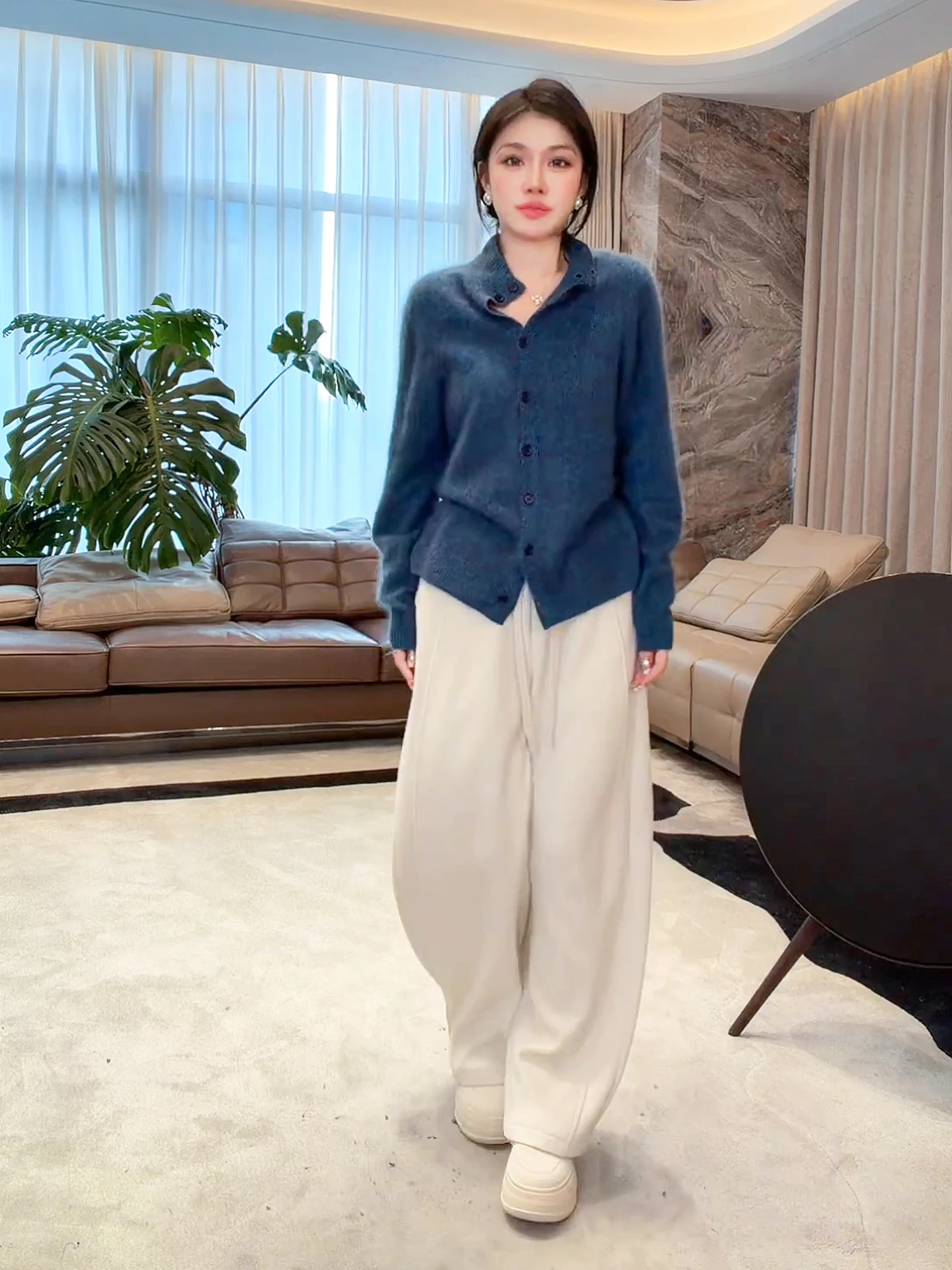 Faionable Versatile Long Sve Woolen Sweater ME【Lo eng Flower】Alaan Camere Super Soft Fce Wrap for Women
Faionable Versatile Long Sve Woolen Sweater ME【Lo eng Flower】Alaan Camere Super Soft Fce Wrap for Women