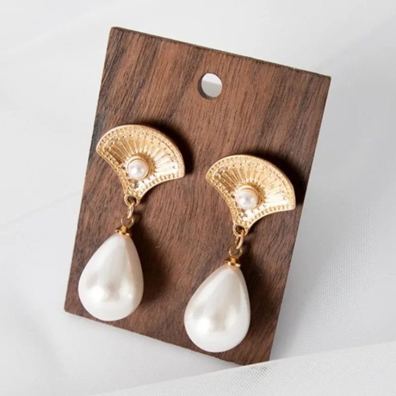 Серьги из цельного дерева, маленькие серьги, демонстрационные карты, ювелирные изделия, оптовая продажа, органайзер для ювелирных изделий, подставка, брелок, держатель для хранения ювелирных изделий
Серьги из цельного дерева, маленькие серьги, демонстрационные карты, ювелирные изделия, оптовая продажа, органайзер для ювелирных изделий, подставка, брелок, держатель для хранения ювелирных изделий