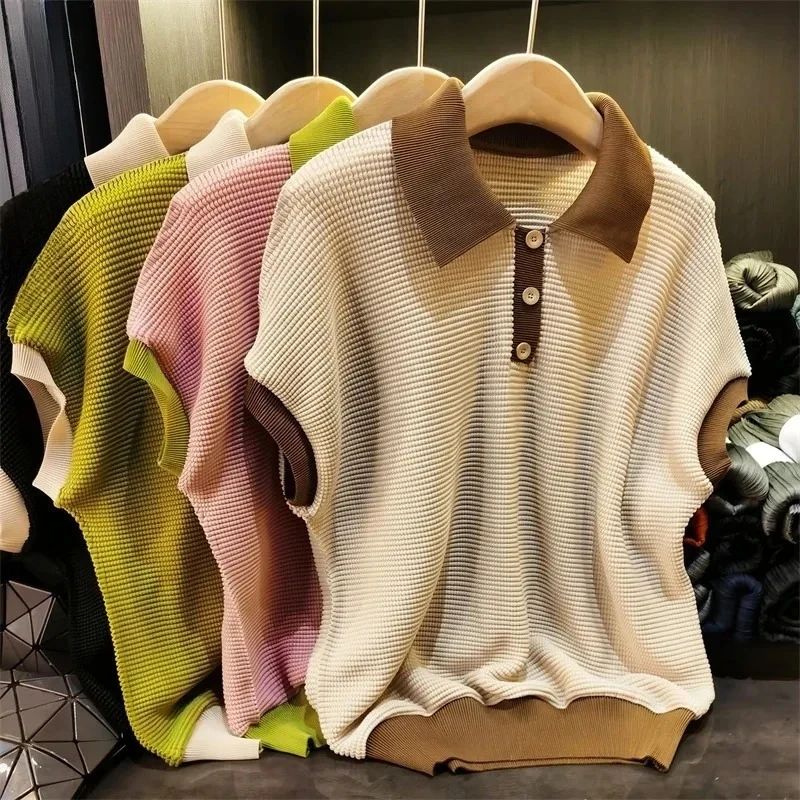 YUDX Miyake Colour Blocking Standing Collar Women's T Shirt 2025 Summer Loose Fashion Casual Stretch Short Sleeve Pullover Top
YUDX Miyake Colour Blocking Standing Collar Women's T Shirt 2025 Summer Loose Fashion Casual Stretch Short Sleeve Pullover Top