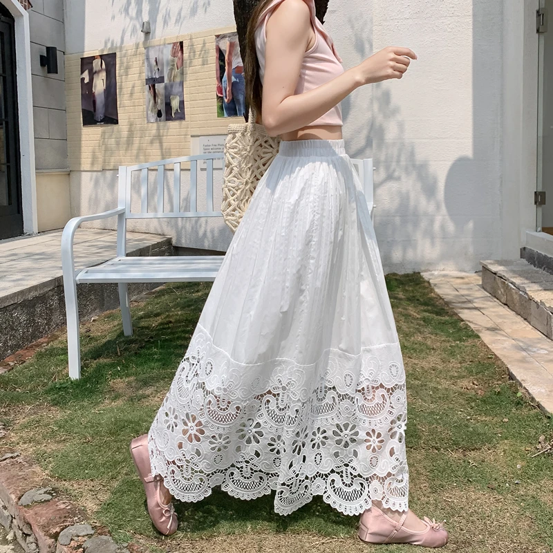 White Embroidered Lace Patchwork A-Line Midi Skirt Women's High Waist Flared Hem Elastic Waist Flower Hook Half Skirt
White Embroidered Lace Patchwork A-Line Midi Skirt Women's High Waist Flared Hem Elastic Waist Flower Hook Half Skirt
