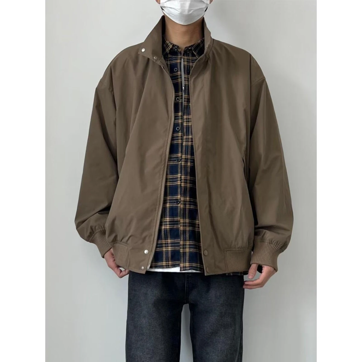 Loose Fit American Sle Harington Jaet Men's Stand Collar Baseball irt Couple's Khaki Cleanfit Outerwear Autumn Winter
Loose Fit American Sle Harington Jaet Men's Stand Collar Baseball irt Couple's Khaki Cleanfit Outerwear Autumn Winter