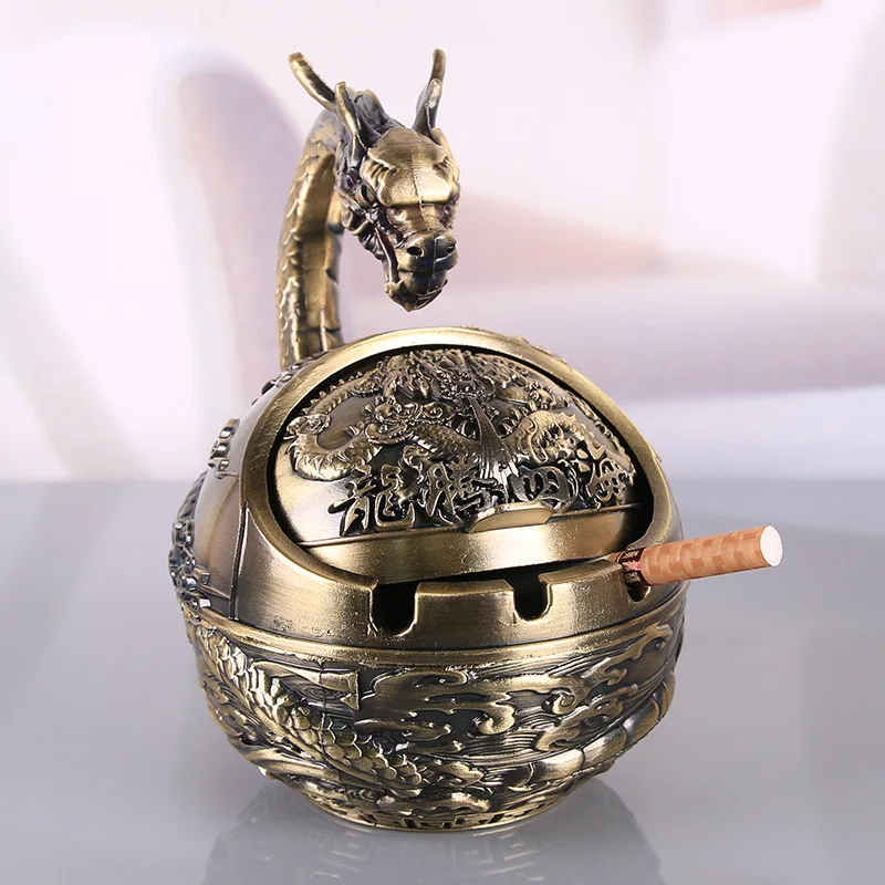 Пепельница с китайским знаком зодиака, металлическая пепельница для сигар с крышкой, украшение для дома, офисные украшения, аксессуары для курения в гостиной
Пепельница с китайским знаком зодиака, металлическая пепельница для сигар с крышкой, украшение для дома, офисные украшения, аксессуары для курения в гостиной