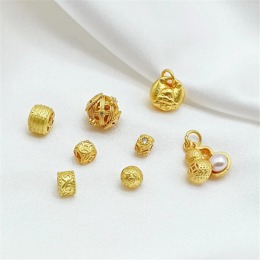 Ancient-style Gold Copper Coin Balls Drum-shaped Hexagonal Bucket Beads Five Flat Beads Snake Year Fortune Bag Pendant Accessori
Ancient-style Gold Copper Coin Balls Drum-shaped Hexagonal Bucket Beads Five Flat Beads Snake Year Fortune Bag Pendant Accessori