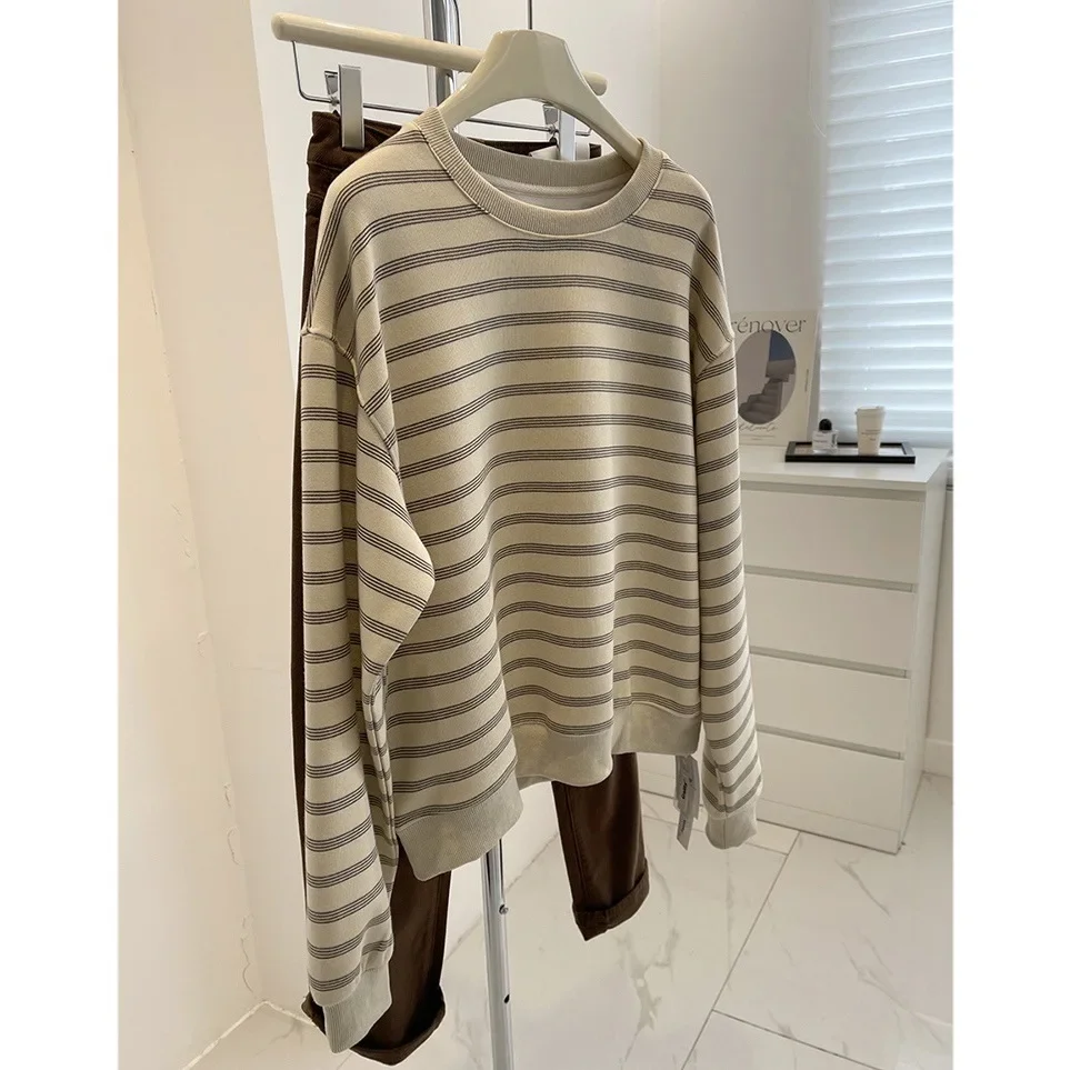 Women's Korean striped lazy sweatshirt in spring, gentle gray apricot loose casual long-sleeved pullover top
Women's Korean striped lazy sweatshirt in spring, gentle gray apricot loose casual long-sleeved pullover top