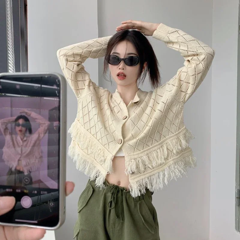 Tassel Women Sweater Knitted Cardigan Chic Niche Nation Short Versatile Jacket Girls Solid Color Long Sleeve Cardigans Female
Tassel Women Sweater Knitted Cardigan Chic Niche Nation Short Versatile Jacket Girls Solid Color Long Sleeve Cardigans Female