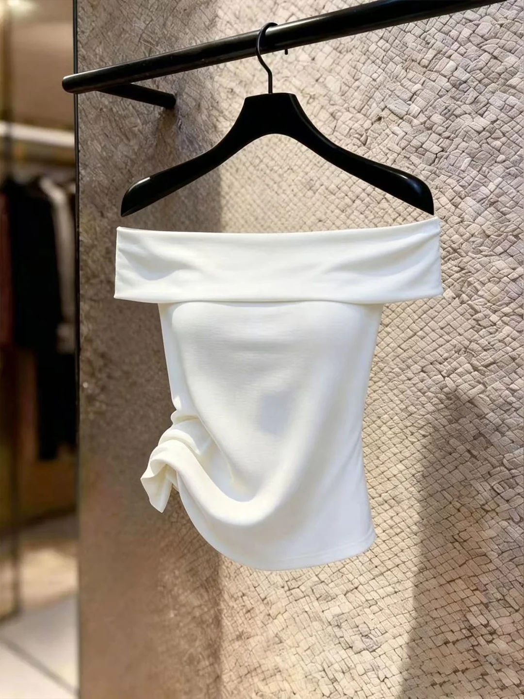 Summer Pure Color Casual Slim Fit Short Sleeve T-Shirt One Shoulder Design Versatile Elegant Style Commute Korean Version Shirt
Summer Pure Color Casual Slim Fit Short Sleeve T-Shirt One Shoulder Design Versatile Elegant Style Commute Korean Version Shirt