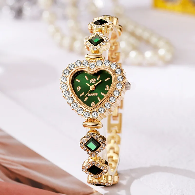 New style fashionable Korean women's watch, female student party watch, niche love temperament steel band quartz watch
New style fashionable Korean women's watch, female student party watch, niche love temperament steel band quartz watch