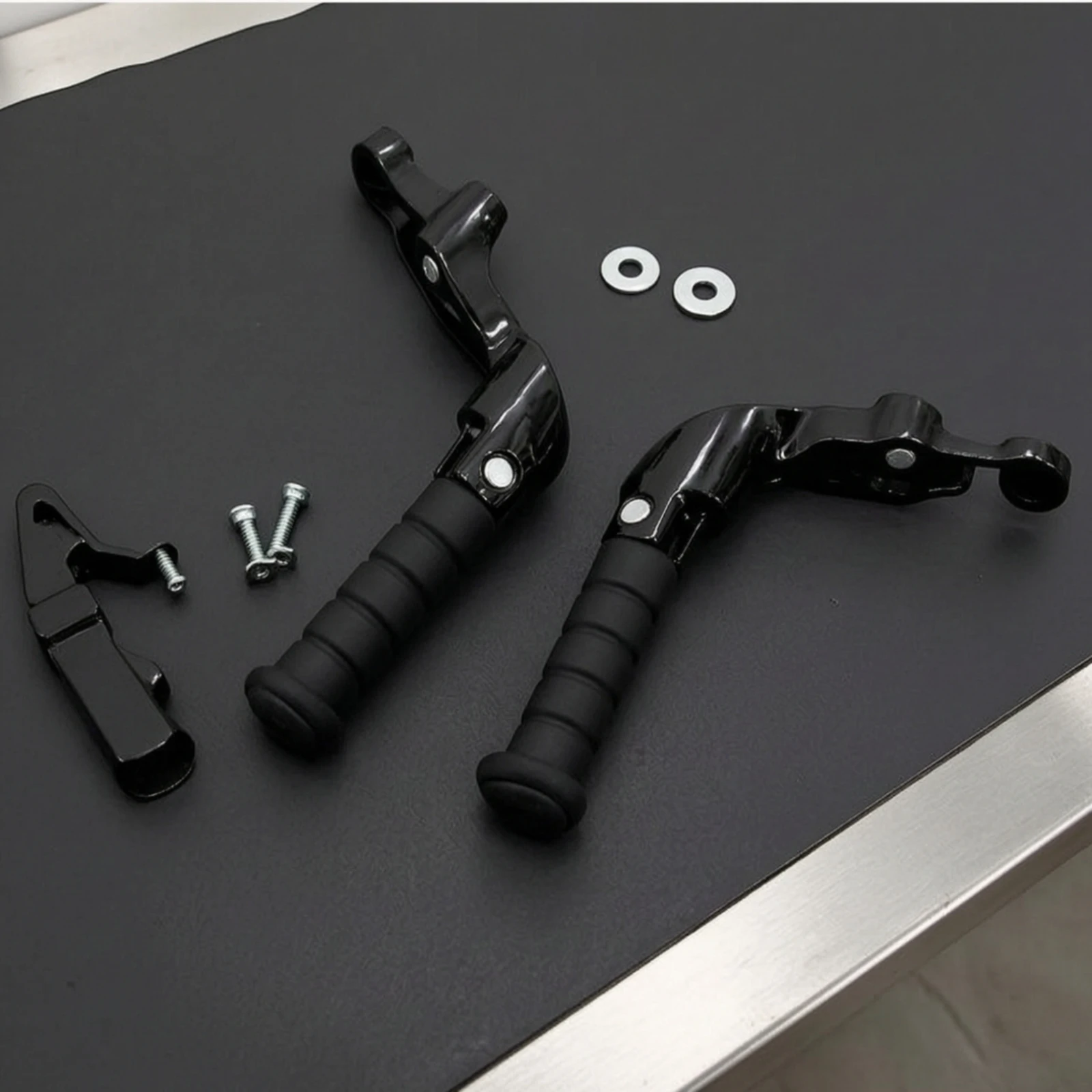 Motorcycle Passenger Foot Pegs Long-Lasting Passenger Footrest with Brackets Rear Footrests Sturdy Footrest Brackets Comfortable
Motorcycle Passenger Foot Pegs Long-Lasting Passenger Footrest with Brackets Rear Footrests Sturdy Footrest Brackets Comfortable